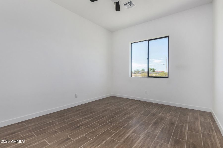 20 - 220th 20 - 220th