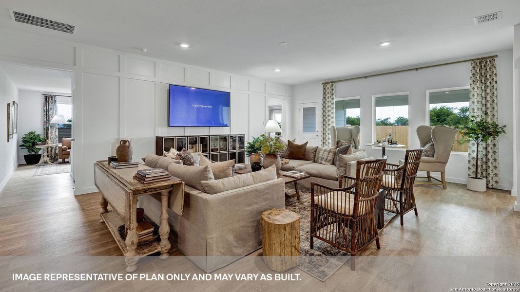 Furnished interior view inside a new home in Sonoma Oaks, Fredericksburg (Image 13).