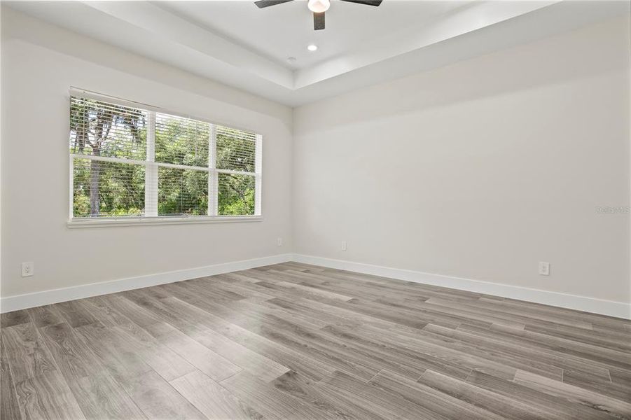Spacious, unfurnished interior of a new home in , Eustis (Image 32).