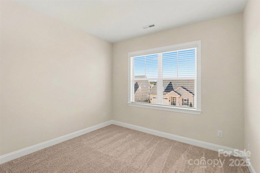 Spacious, unfurnished interior of a new home in Wildbrook, Denver (Image 20).