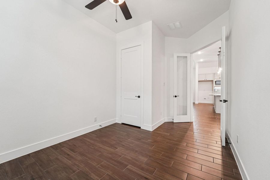 Spacious, unfurnished interior of a new home in Kresston, Montgomery (Image 33).