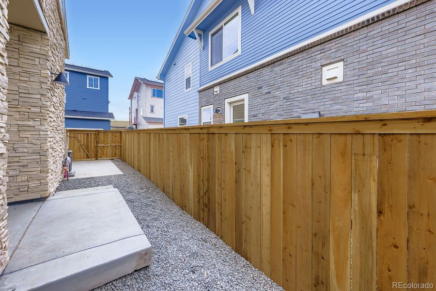 private side yard