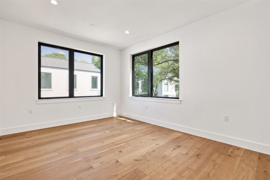 Spacious, unfurnished interior of a new home in , Austin (Image 17).
