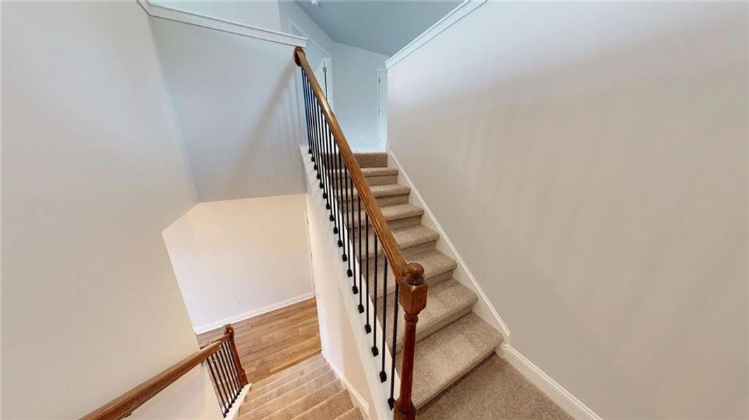 Spacious, unfurnished interior of a new home in Mirror Lake at South Harbour, Villa Rica (Image 20).