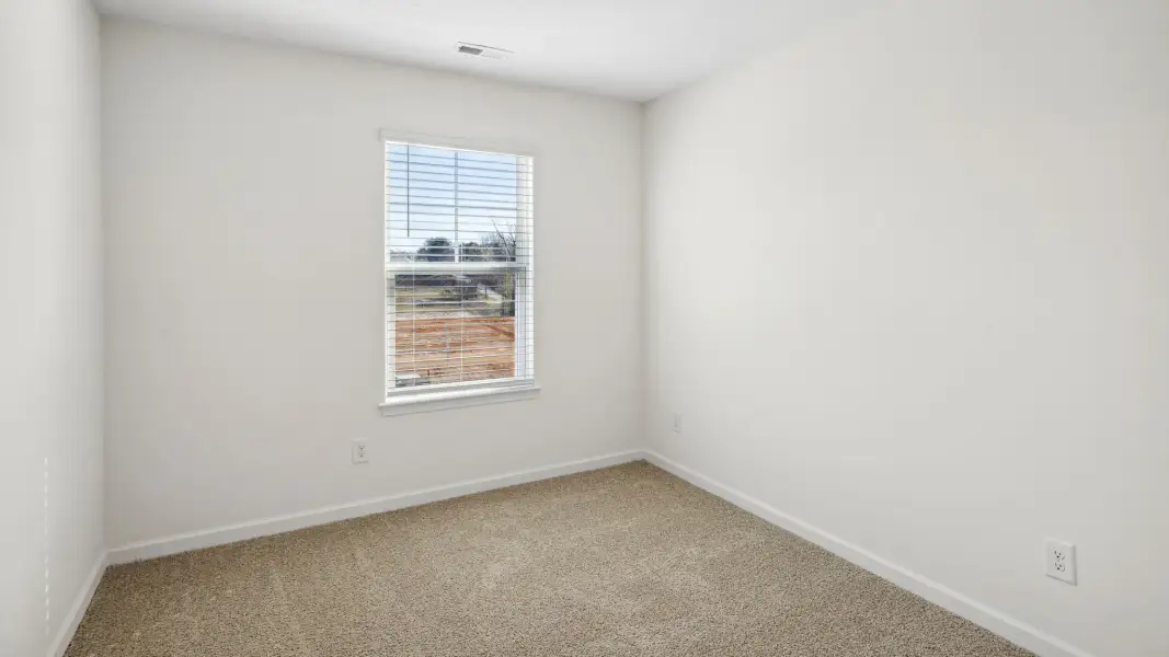 Spacious, unfurnished interior of a new home in Keebler Meadows, Johnson City (Image 27).