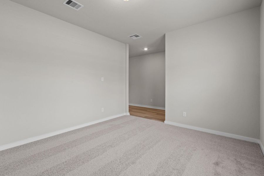 Spacious, unfurnished interior of a new home in River Ranch Trails, Dayton (Image 8). Spacious, unfurnished interior of a new home in River Ranch Trails, Dayton (Image 8).