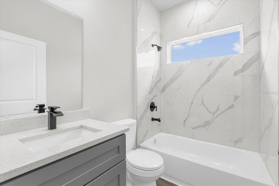 Furnished interior view inside a new home in , Ocala (Image 10).