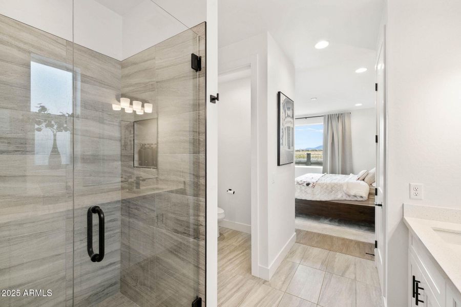 20-Primary Bathroom (2) 20-Primary Bathroom (2)