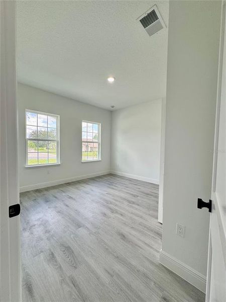 Spacious, unfurnished interior of a new home in , Beverly Hills (Image 37).
