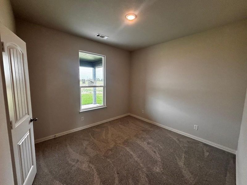 Spacious, unfurnished interior of a new home in Hillview Addition, Decatur (Image 15).