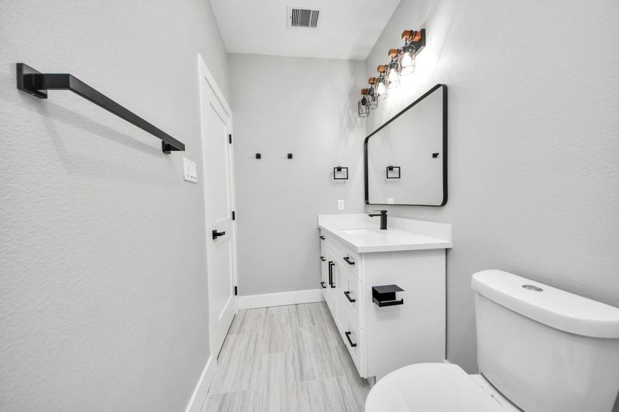 Furnished interior view inside a new home in , Pasadena (Image 18).