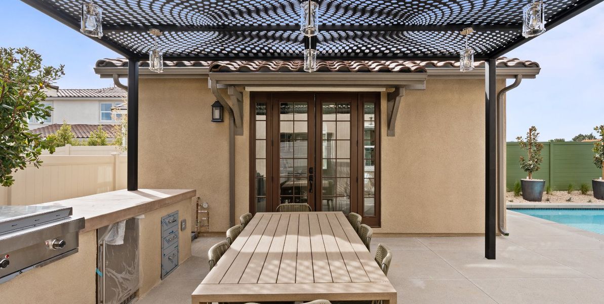 Horizon at Cascade Landing - 1440x724 (56)