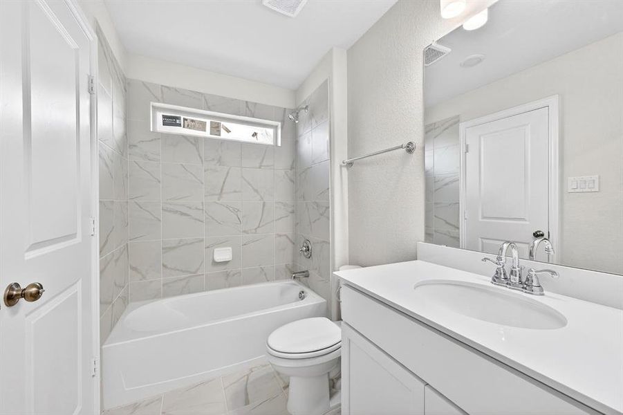 Furnished interior view inside a new home in Lily Creek at Sutton Fields, Aubrey (Image 17). Furnished interior view inside a new home in Lily Creek at Sutton Fields, Aubrey (Image 17).