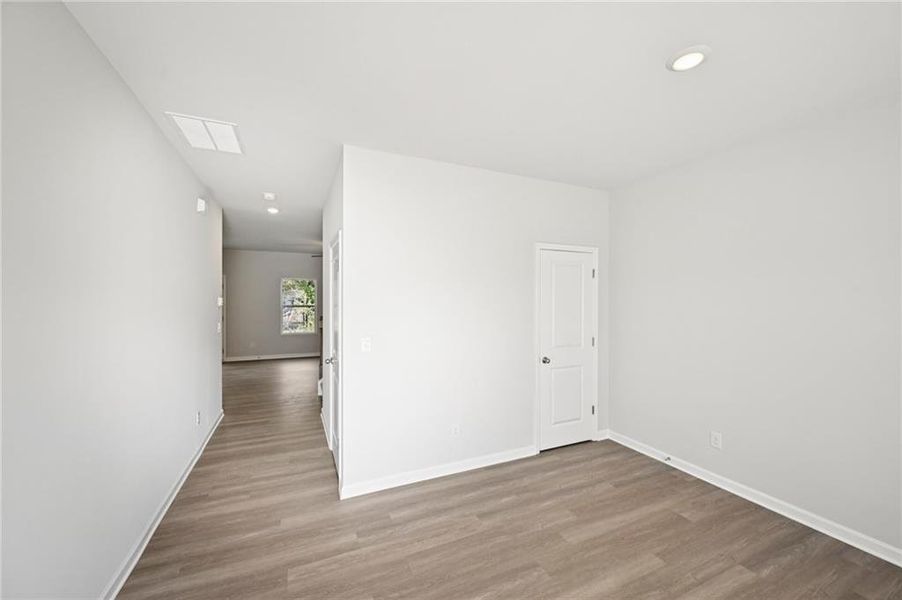 Spacious, unfurnished interior of a new home in , Woodstock (Image 36).
