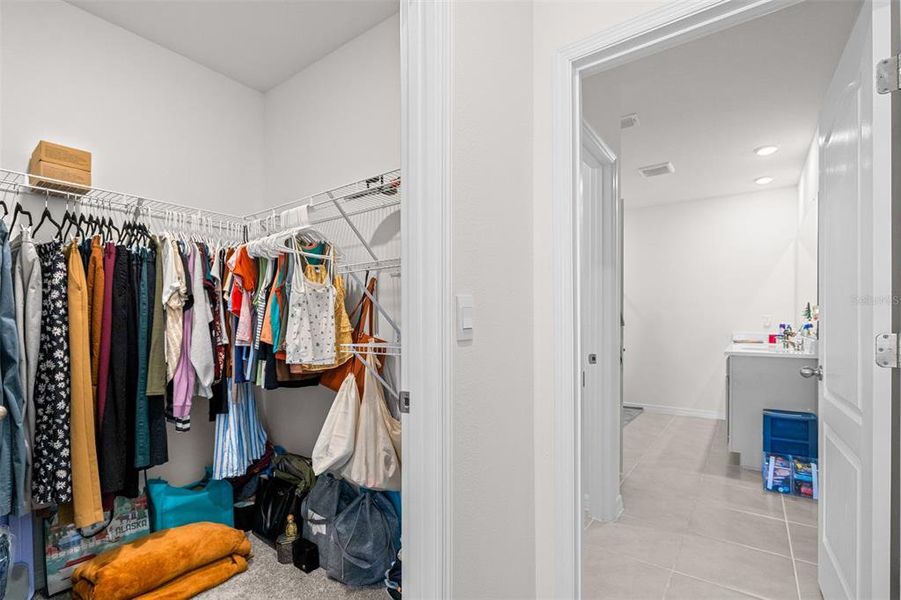 Furnished interior view inside a new home in , Bartow (Image 29).