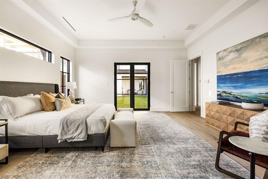 Furnished interior view inside a new home in , Dallas (Image 13).