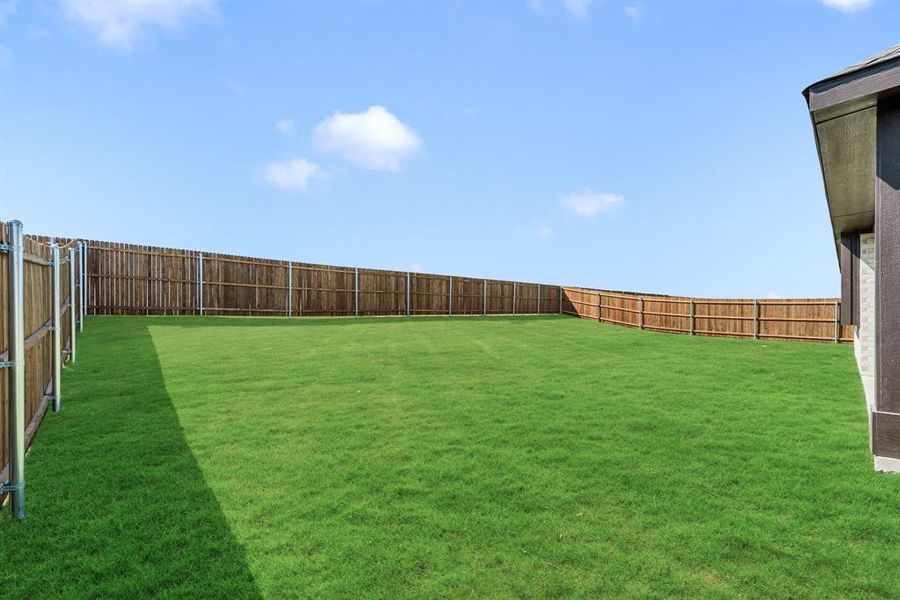 Image 36 of a home in Hampton Park. Image 36 of a home in Hampton Park.