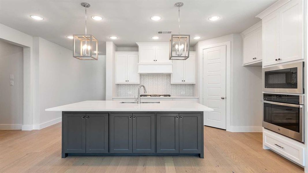 Furnished interior view inside a new home in Mosaic 50', Celina (Image 13).