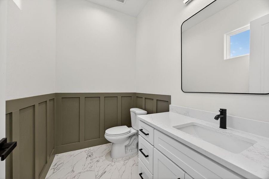 Furnished interior view inside a new home in , Fort Worth (Image 12).