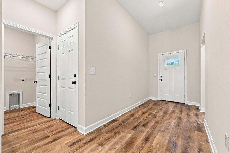 2828 blackbird ct-16