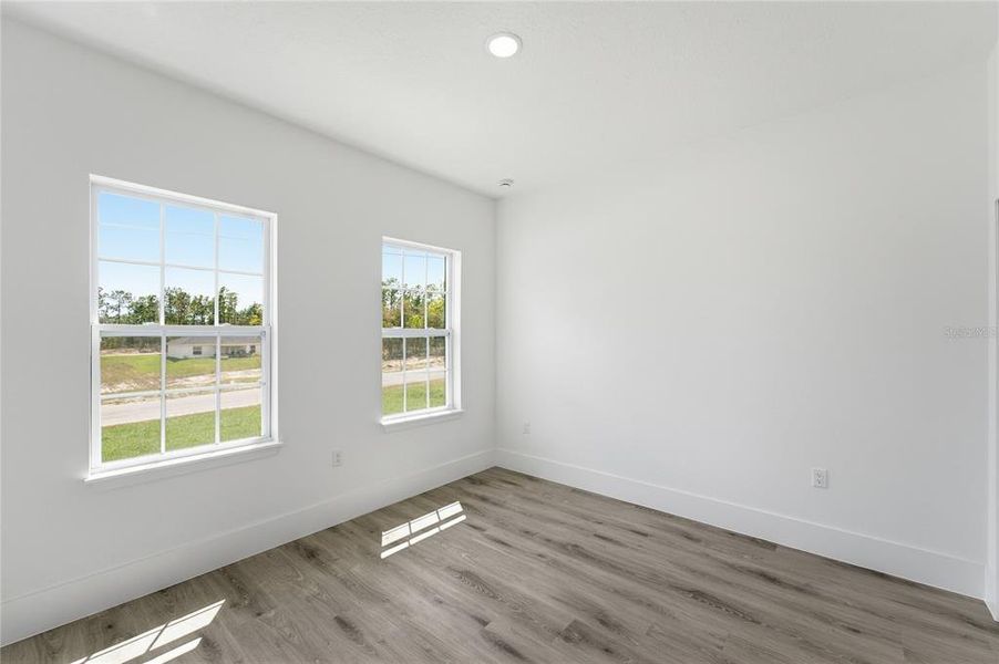 Spacious, unfurnished interior of a new home in , Dunnellon (Image 18).