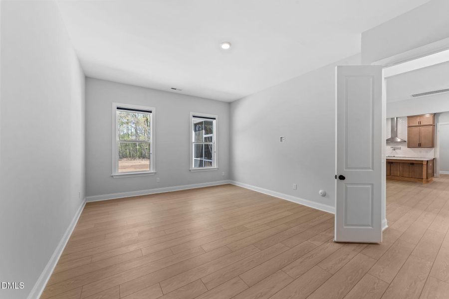 55-web-or-mls-VB4A8082