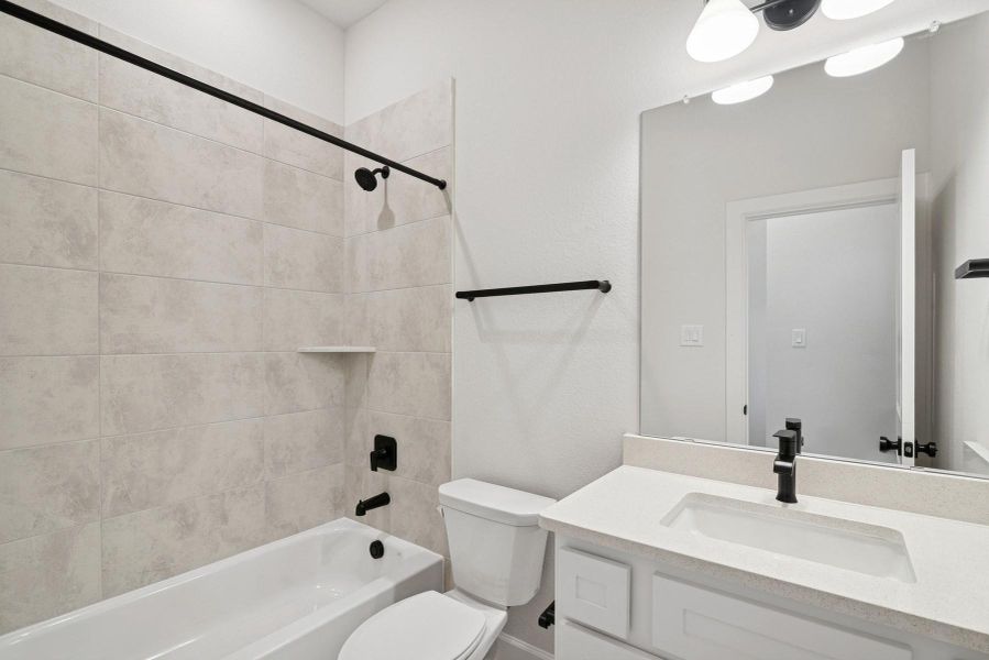 Furnished interior view inside a new home in Grange - Reserve Collection, Katy (Image 10).