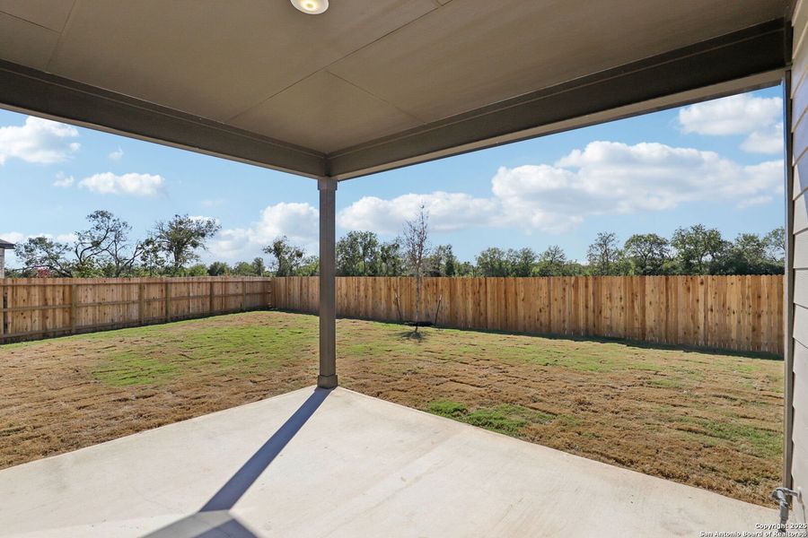Exterior details and patio area of a home in Carmel Ranch, Schertz (Image 28).