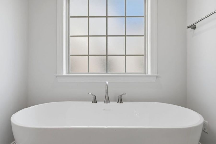 Representative interior finishes for a home built from the Cosmopolitan by Keystone Homes NC in Weybridge, Burlington (Image 24). Representative interior finishes for a home built from the Cosmopolitan by Keystone Homes NC in Weybridge, Burlington (Image 24).