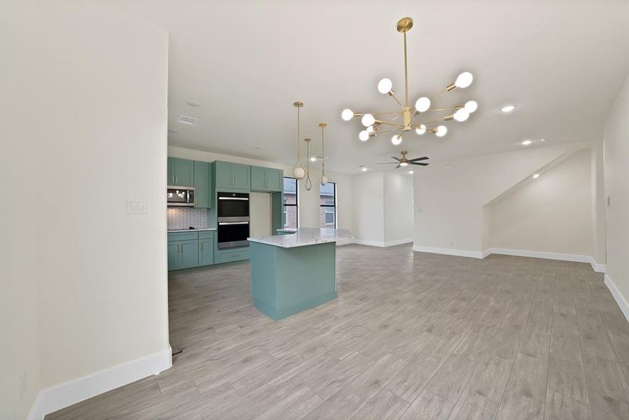 Image 34 of a home in .