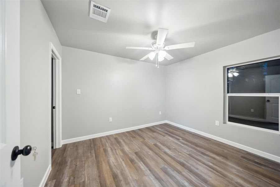 Spacious, unfurnished interior of a new home in , Cleveland (Image 20).