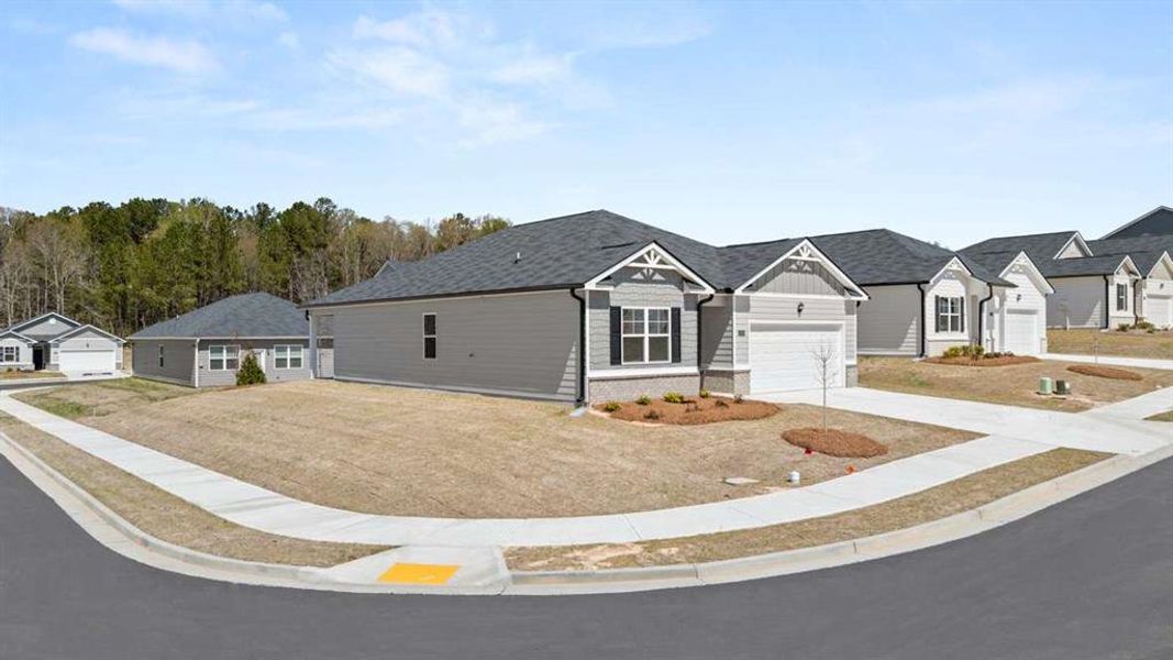 Community amenities in Champion's Run, Lithonia (Image 37).
