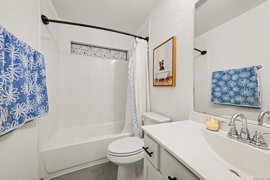 Furnished interior view inside a new home in The Parklands, Schertz (Image 18).