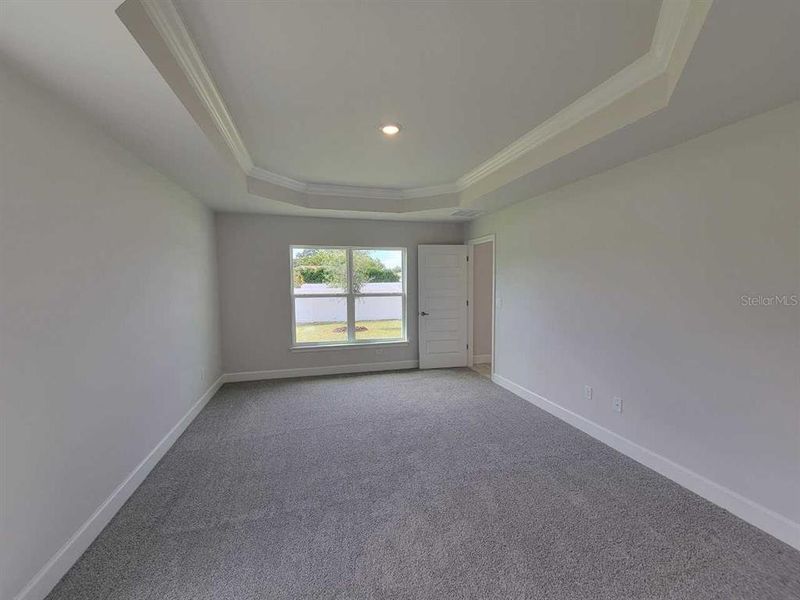 Spacious, unfurnished interior of a new home in , Ocala (Image 15).
