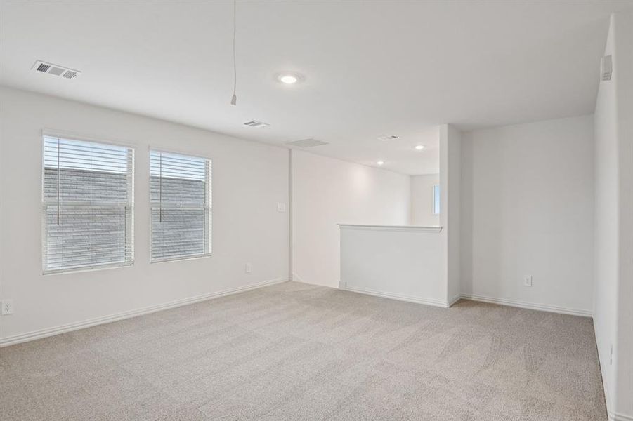 Spacious, unfurnished interior of a new home in Lakehaven - Spring Series, Farmersville (Image 29).