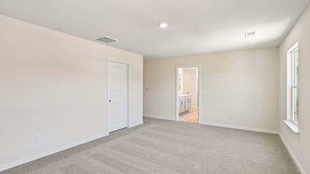 Spacious, unfurnished interior of a new home in Clark Creek Landing, Lincolnton (Image 21). Spacious, unfurnished interior of a new home in Clark Creek Landing, Lincolnton (Image 21).