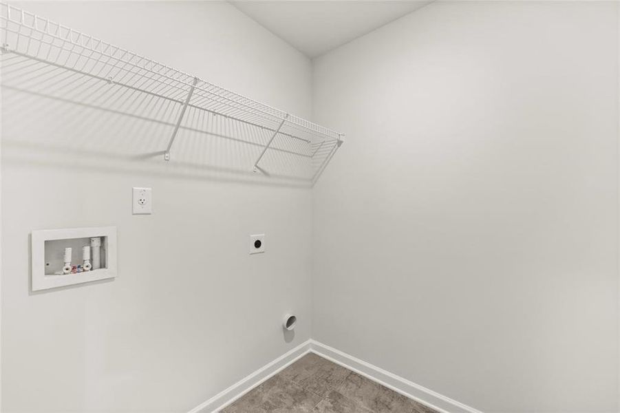 Spacious, unfurnished interior of a new home in Reeves Park, Stockbridge (Image 23).