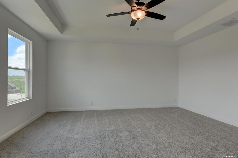 Spacious, unfurnished interior of a new home in Arcadia Ridge, San Antonio (Image 22).