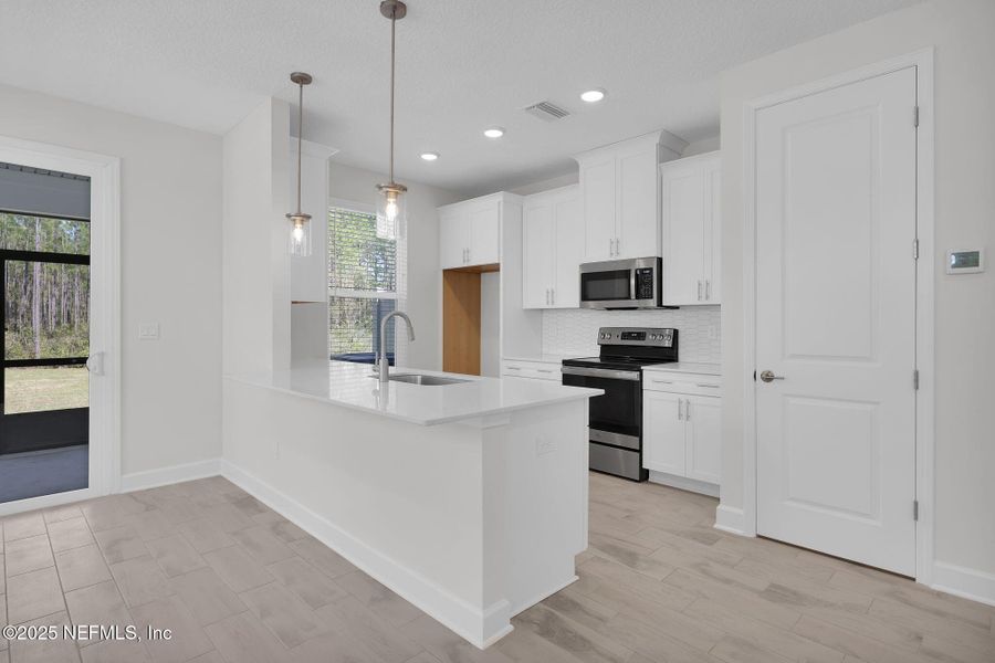 Furnished interior view inside a new home in , Ponte Vedra (Image 5).
