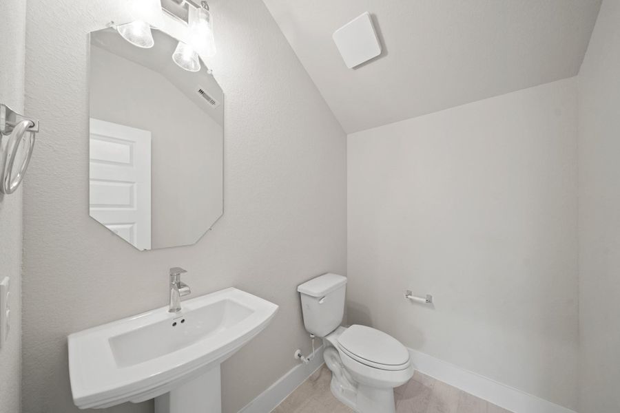 Image 22 of a home in Barton Creek Ranch.