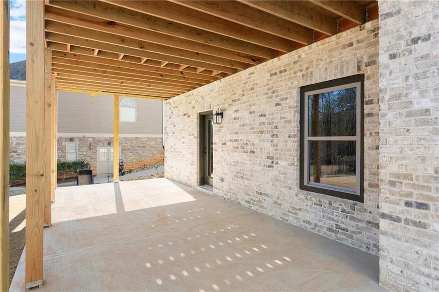 Image 60 of a home in .