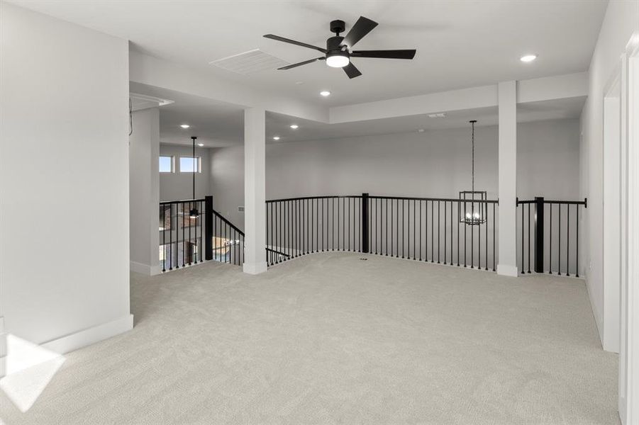 24. 2040 Valencia - Game (2)