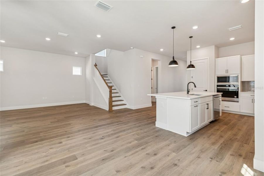 Image 43 of a home in Emerald Landing at Waterside at Lakewood Ranch – Cottage Series.