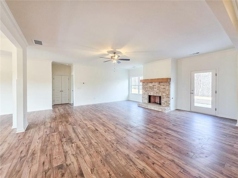 Spacious, unfurnished interior of a new home in , Dawsonville (Image 27).