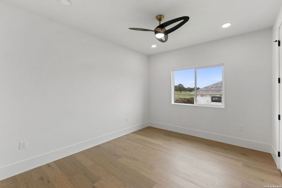 Spacious, unfurnished interior of a new home in , Bulverde (Image 25).