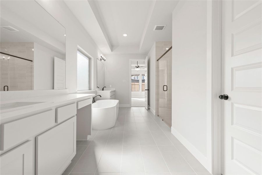Furnished interior view inside a new home in Candela, Richmond (Image 8).