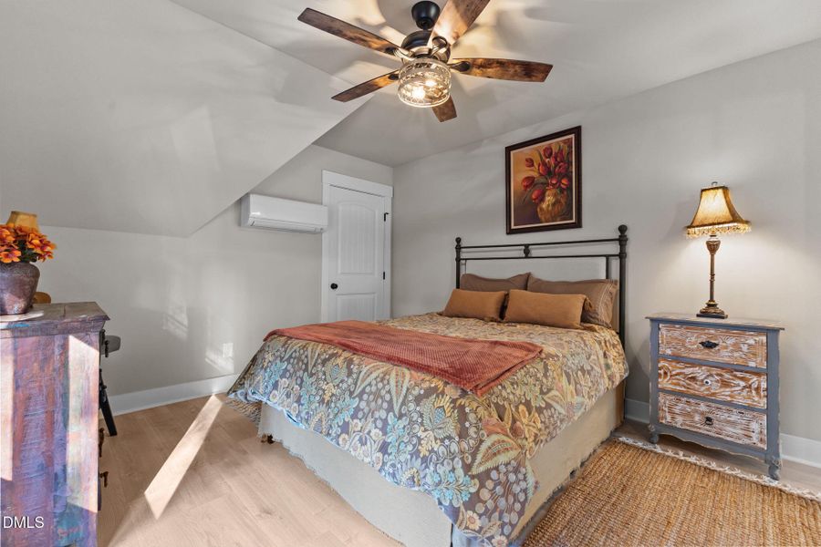 27-web-or-mls-AZ3A8455