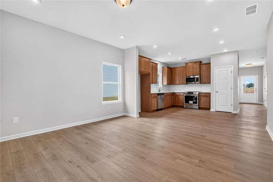 Spacious, unfurnished interior of a new home in Southbend, Rome (Image 22). Spacious, unfurnished interior of a new home in Southbend, Rome (Image 22).