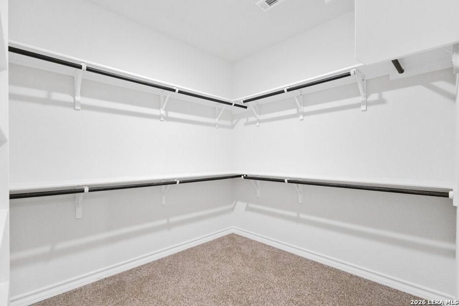 Spacious, unfurnished interior of a new home in Brookstone Creek, San Antonio (Image 21).