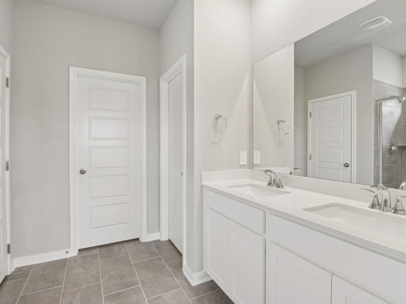 Furnished interior view inside a new home in Catalina, Converse (Image 8).